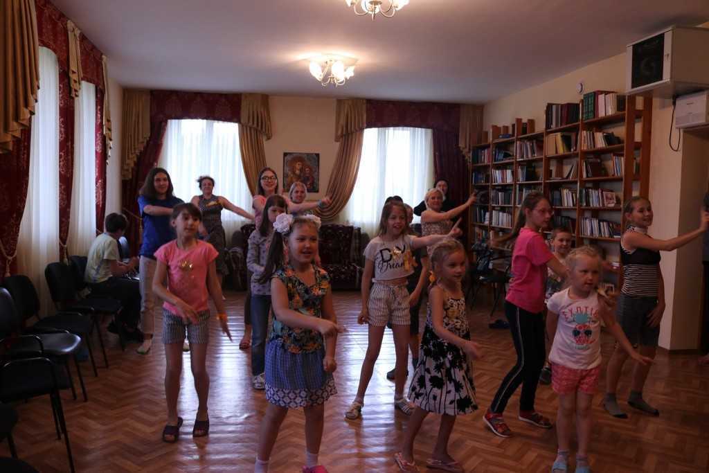 с 24 июня по 1 июля – «Семейные каникулы» в Новосибирске 10