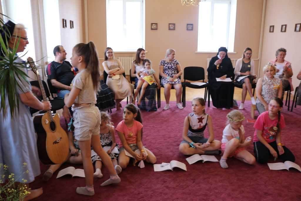 с 24 июня по 1 июля – «Семейные каникулы» в Новосибирске 49