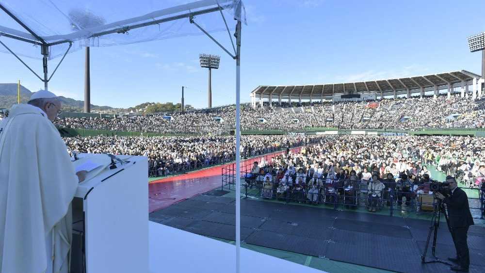 Папа Франциск в Японии: встреча с католическим епископатом страны, посещение Нагасаки и Хиросимы… 6