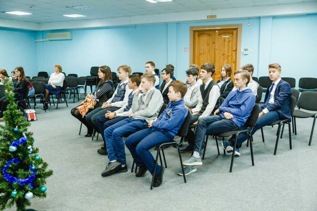 25 декабря круглый стол в Православной гимназии 12