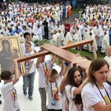 Послание Папы молодежи: «Вы — драгоценный дар для Бога, Церкви и мира»