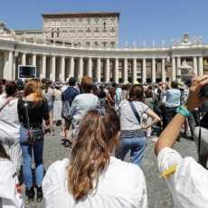 Angelus 4 августа. Папа: богатеть в Бога