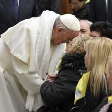 Папа: гонения и непонимание не мешают Церкви нести спасительное Слово