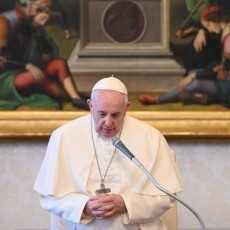Папа: компромисс с миром несёт в себе опасность